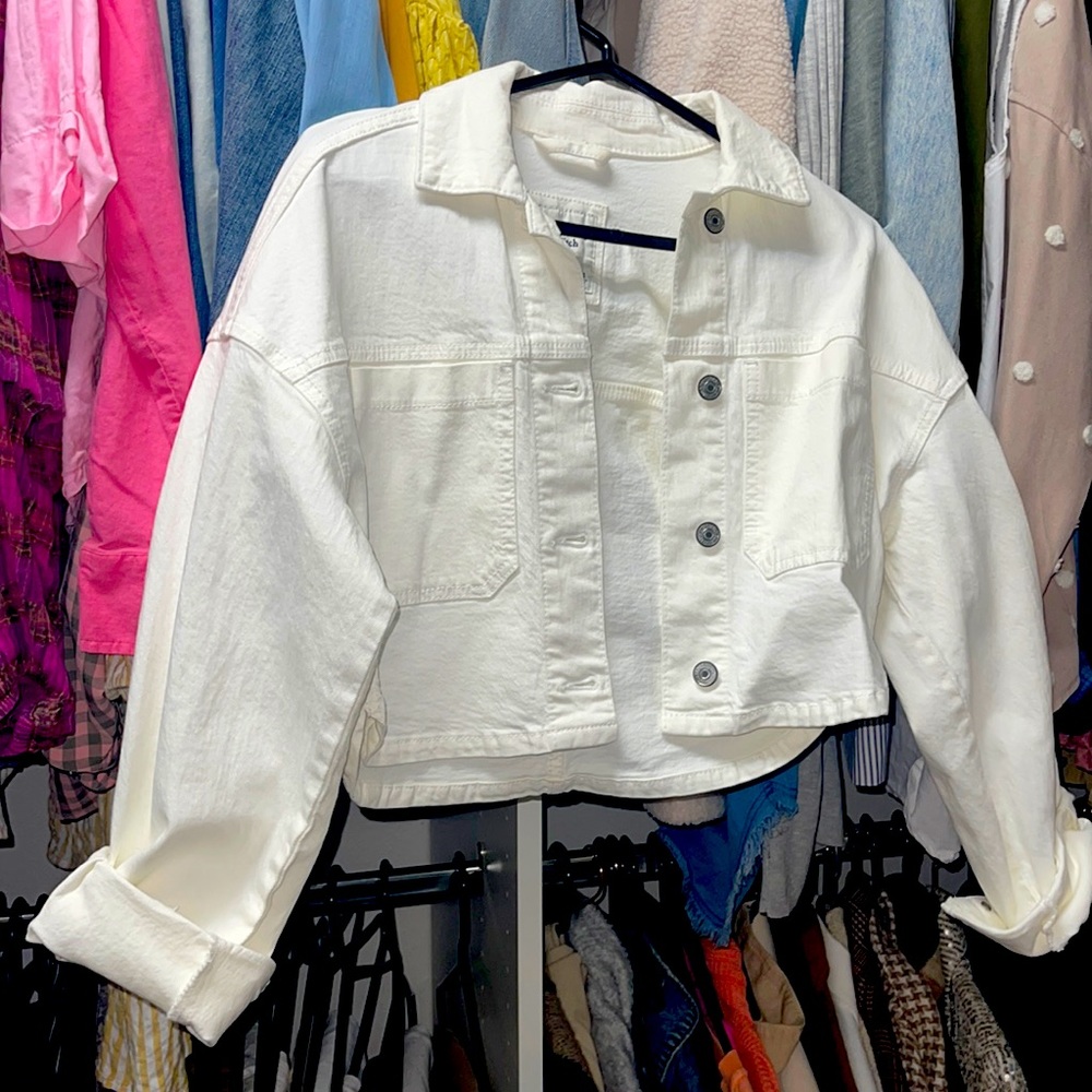 Abercrombie Crop White Denim Jacket {XS}